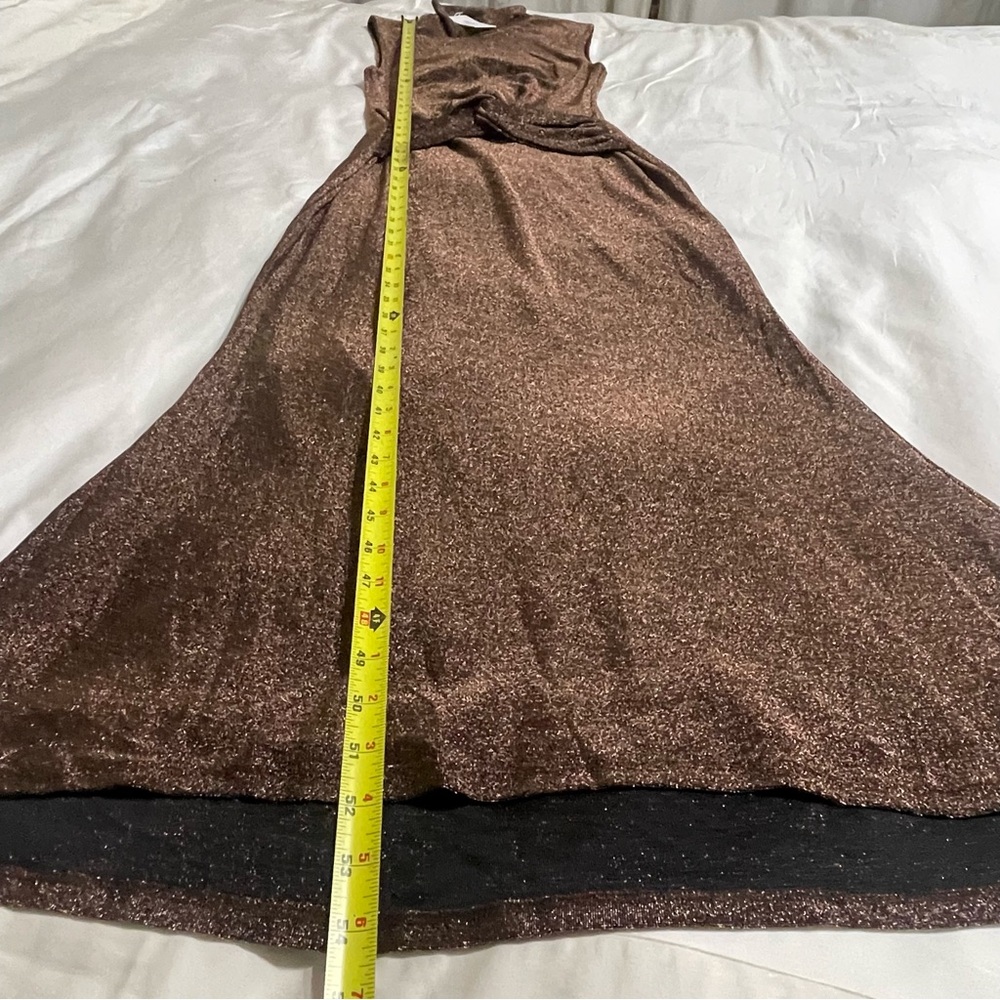 ASTR  the Label Riana Metallic Elegant‎ Brown Sleeveless Dress - Picture 13 of 16